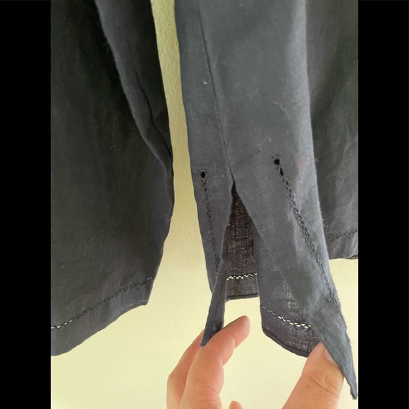 Herman Geist Navy Linen Button Down - Picture 5 of 9